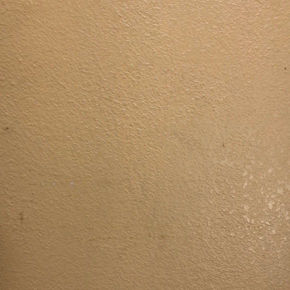 Meet your Posher, Mercedes - Picture 1 of 1